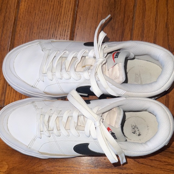 Nike Court Legacy Lift Women’s Platform Sneakers - Picture 10 of 10